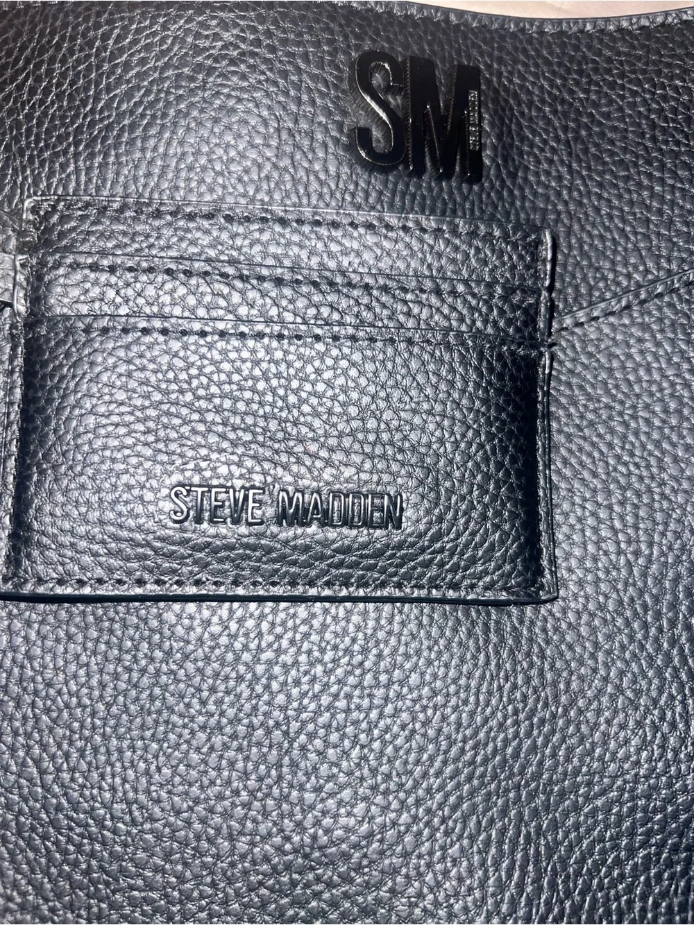 Steve Madden Black Pebbled Crossbody with Card Holder